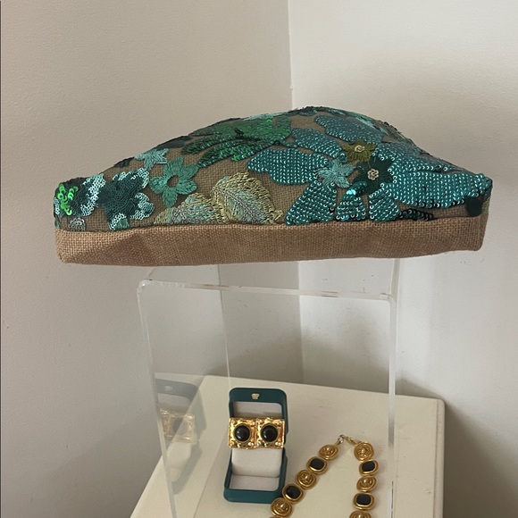 Teal & Aqua Floral Sequin Handbag with Wooden Handles - Picture 4 of 11